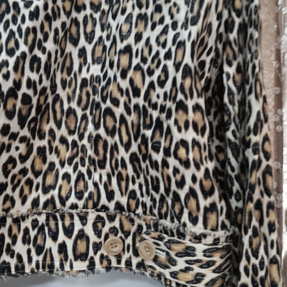 Tommy Bahama Leopard Print Jacket - Picture 5 of 6